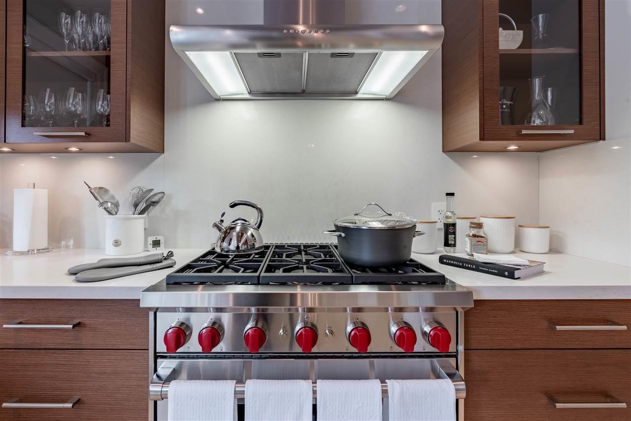 1376 W 26th Avenue, Vancouver 17