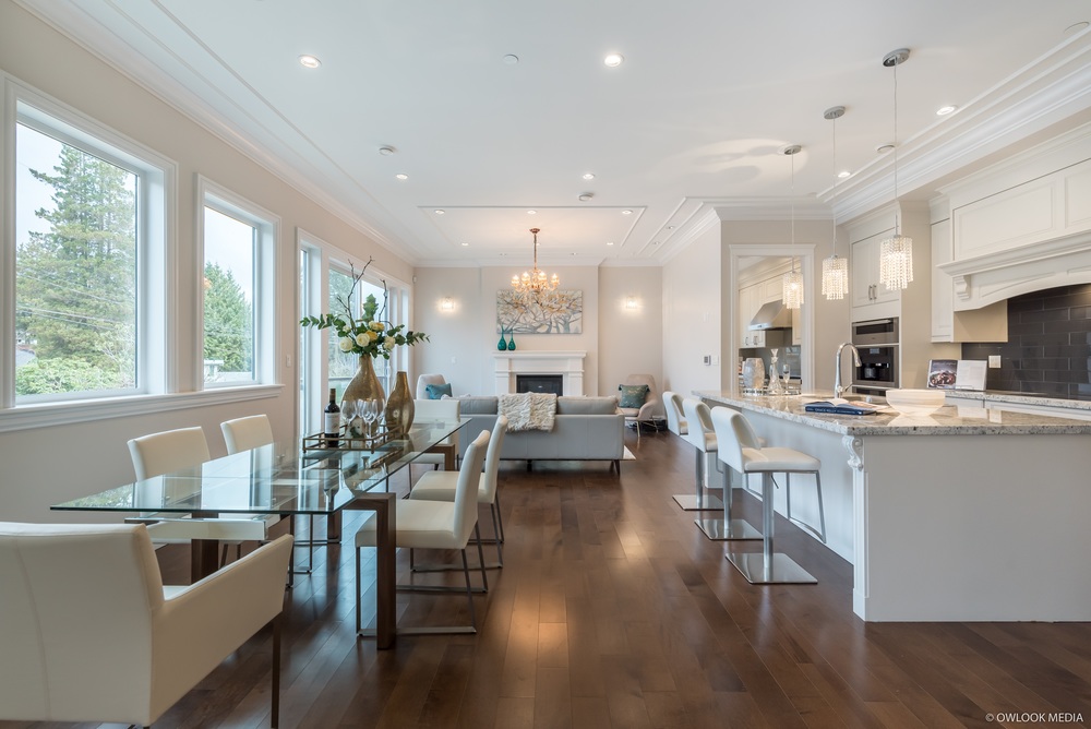3885 W Broadway, Vancouver West 17