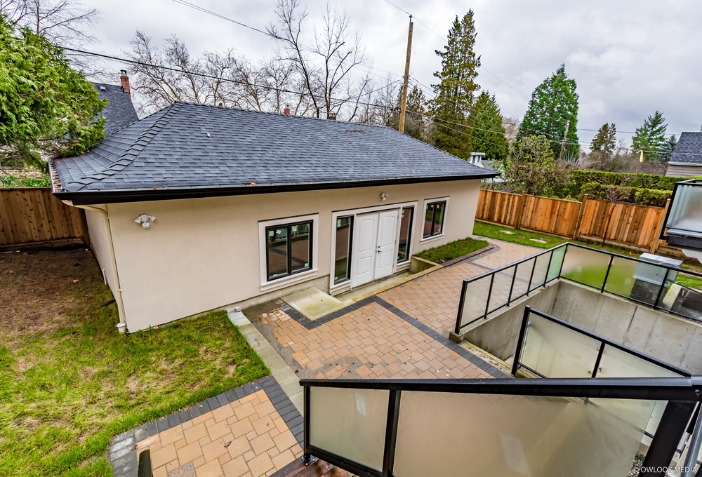 3885 W Broadway, Vancouver West 3