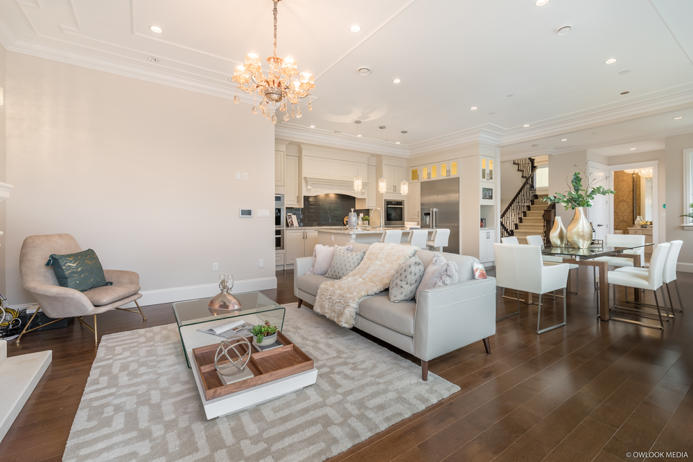 3885 W Broadway, Vancouver West 21
