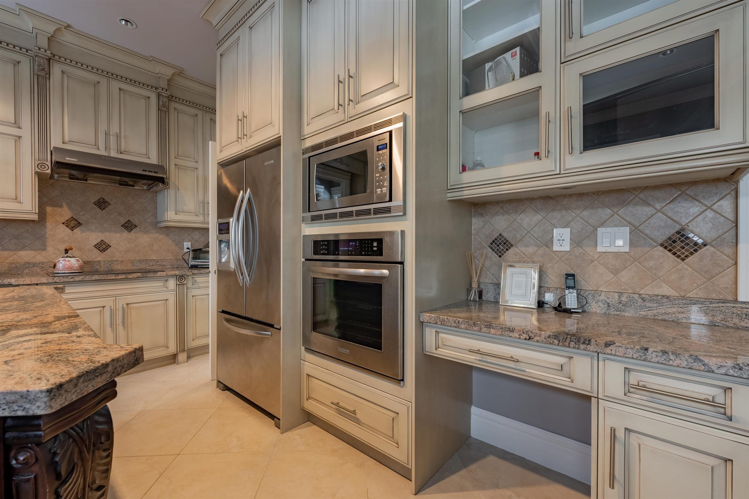 6258 VINE STREET, VANCOUVER 14