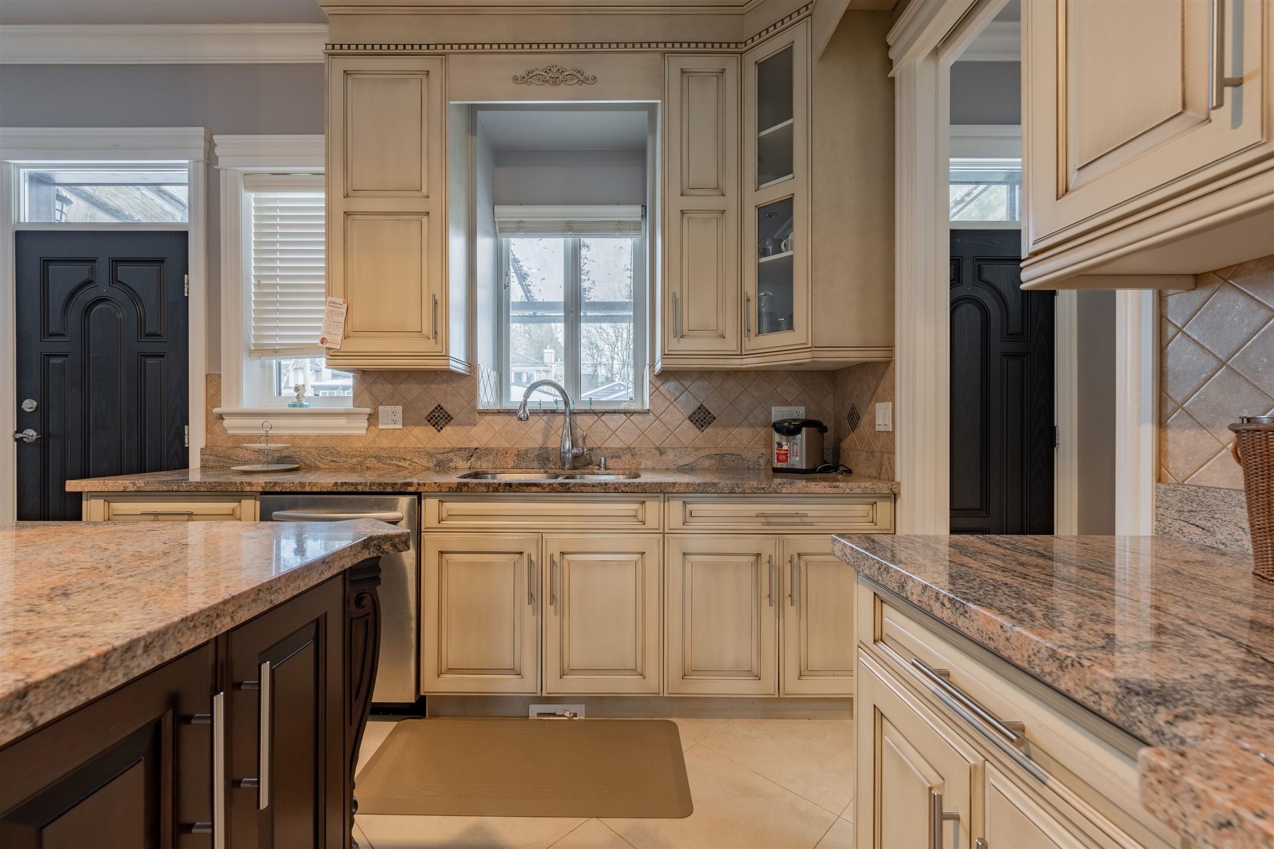 6258 VINE STREET, VANCOUVER 15