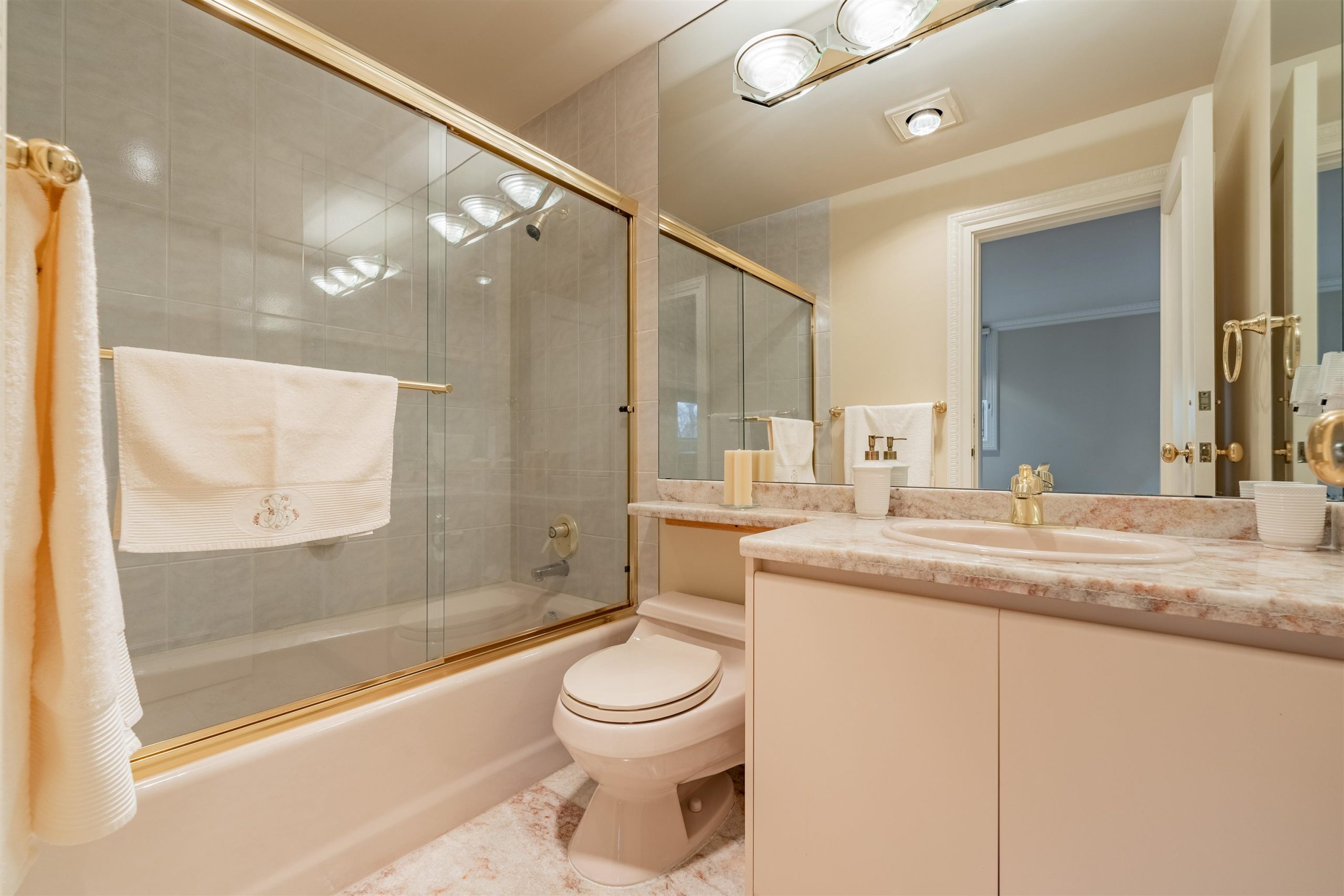 1398 MATTHEWS AVENUE, VANCOUVER 32
