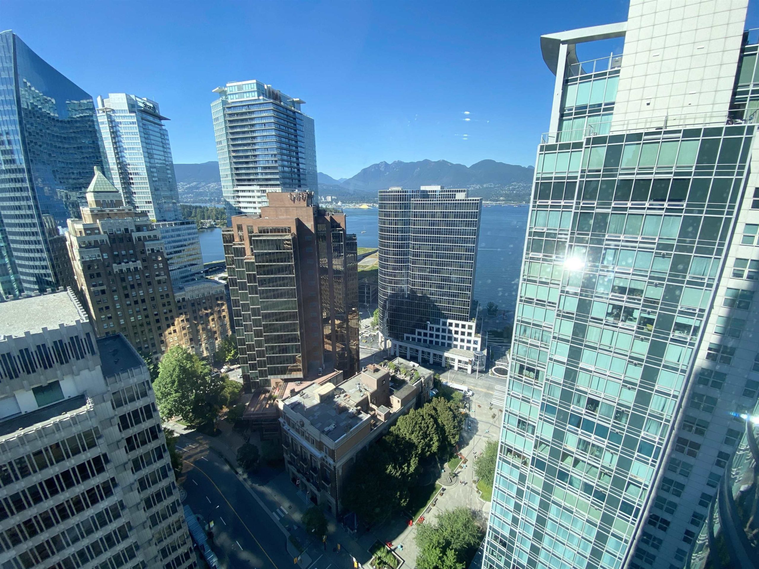 2606 838 W HASTINGS STREET, VANCOUVER 19