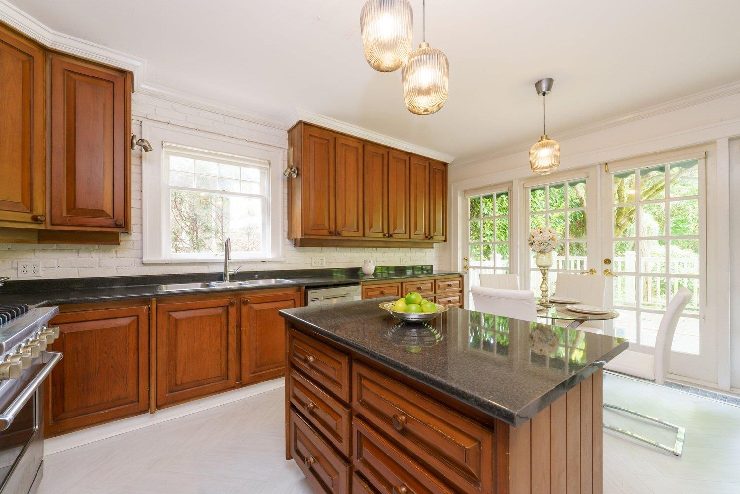 1676 W 28TH AVENUE, VANCOUVER 14