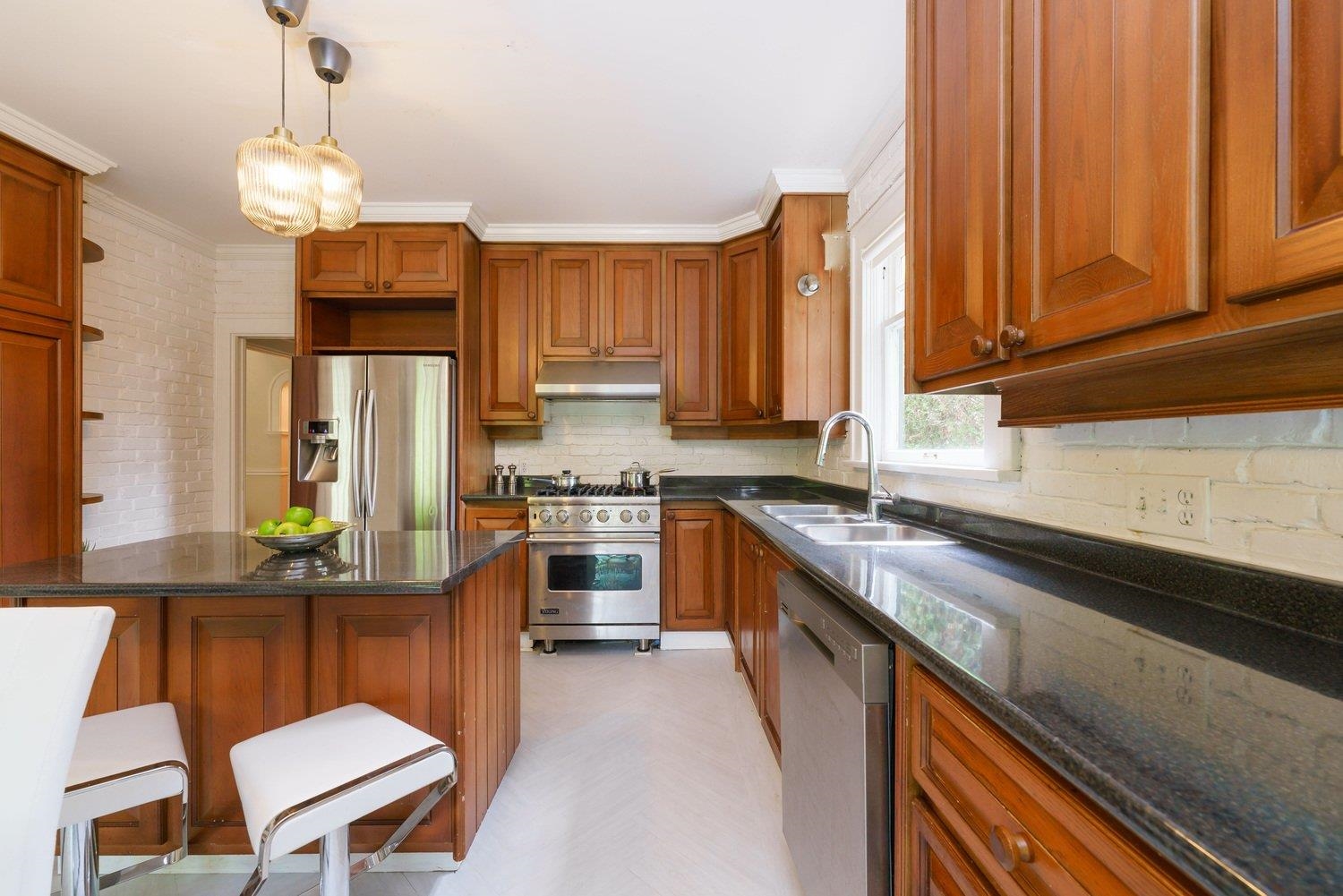 1676 W 28TH AVENUE, VANCOUVER 15