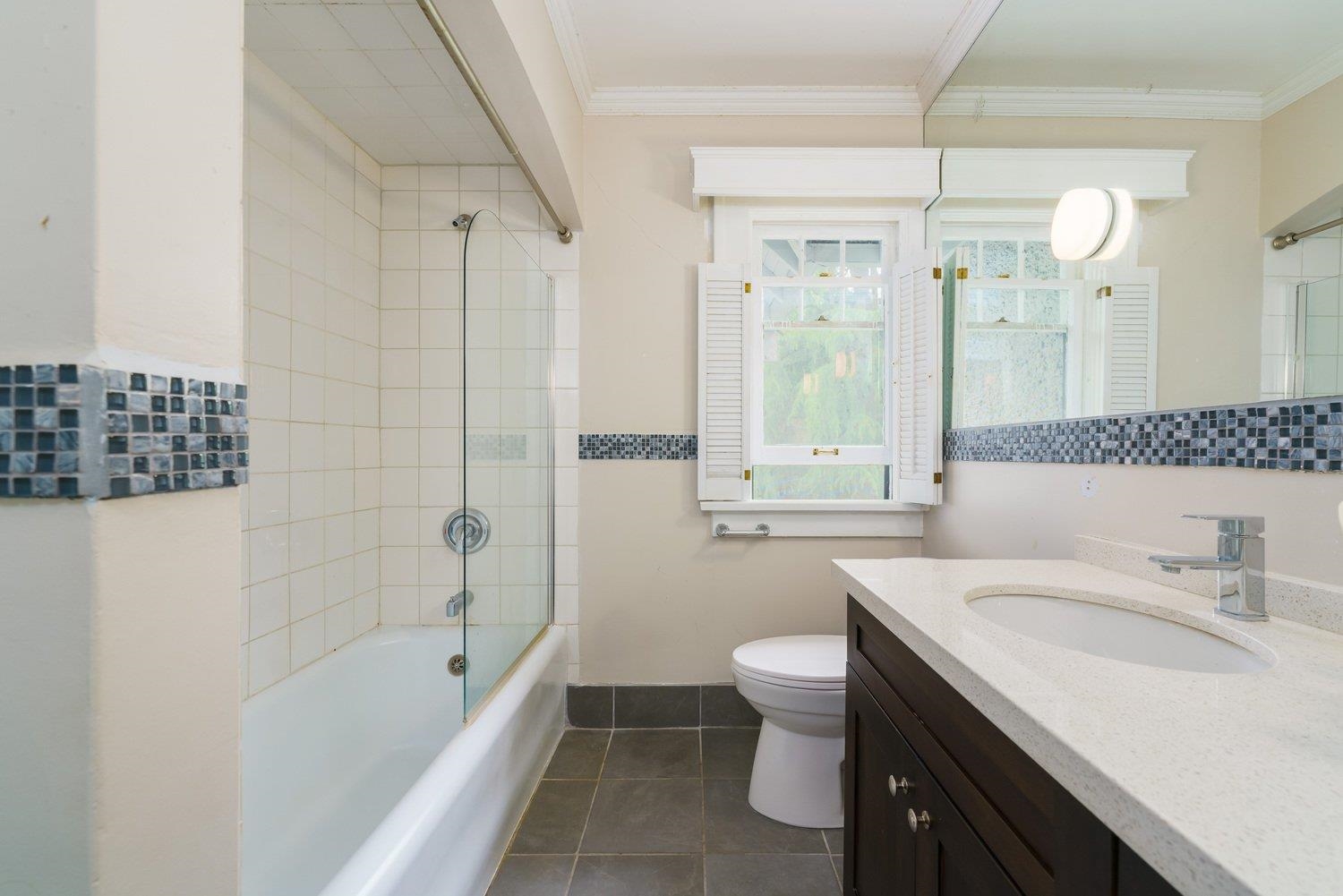 1676 W 28TH AVENUE, VANCOUVER 27