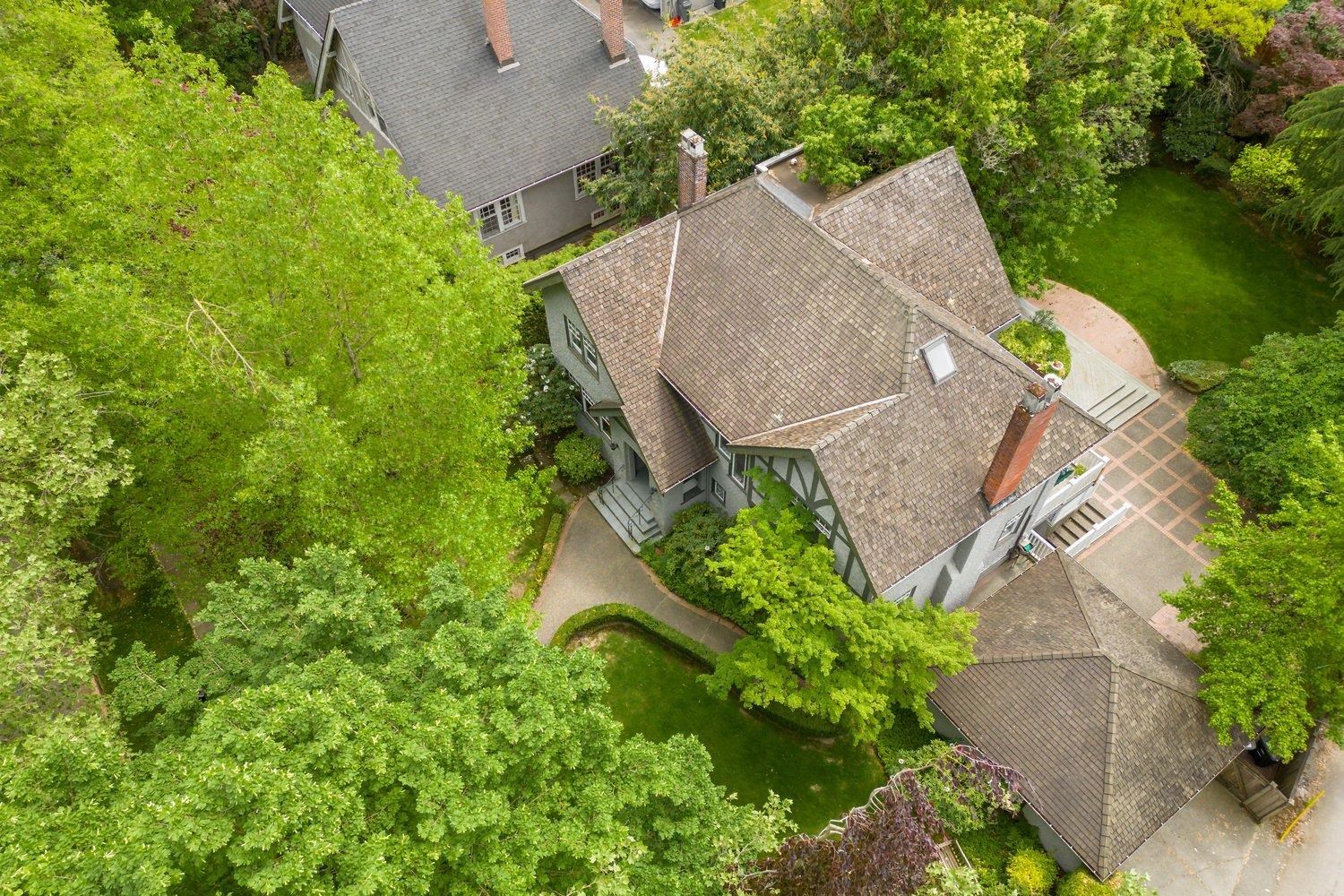 1676 W 28TH AVENUE, VANCOUVER 8