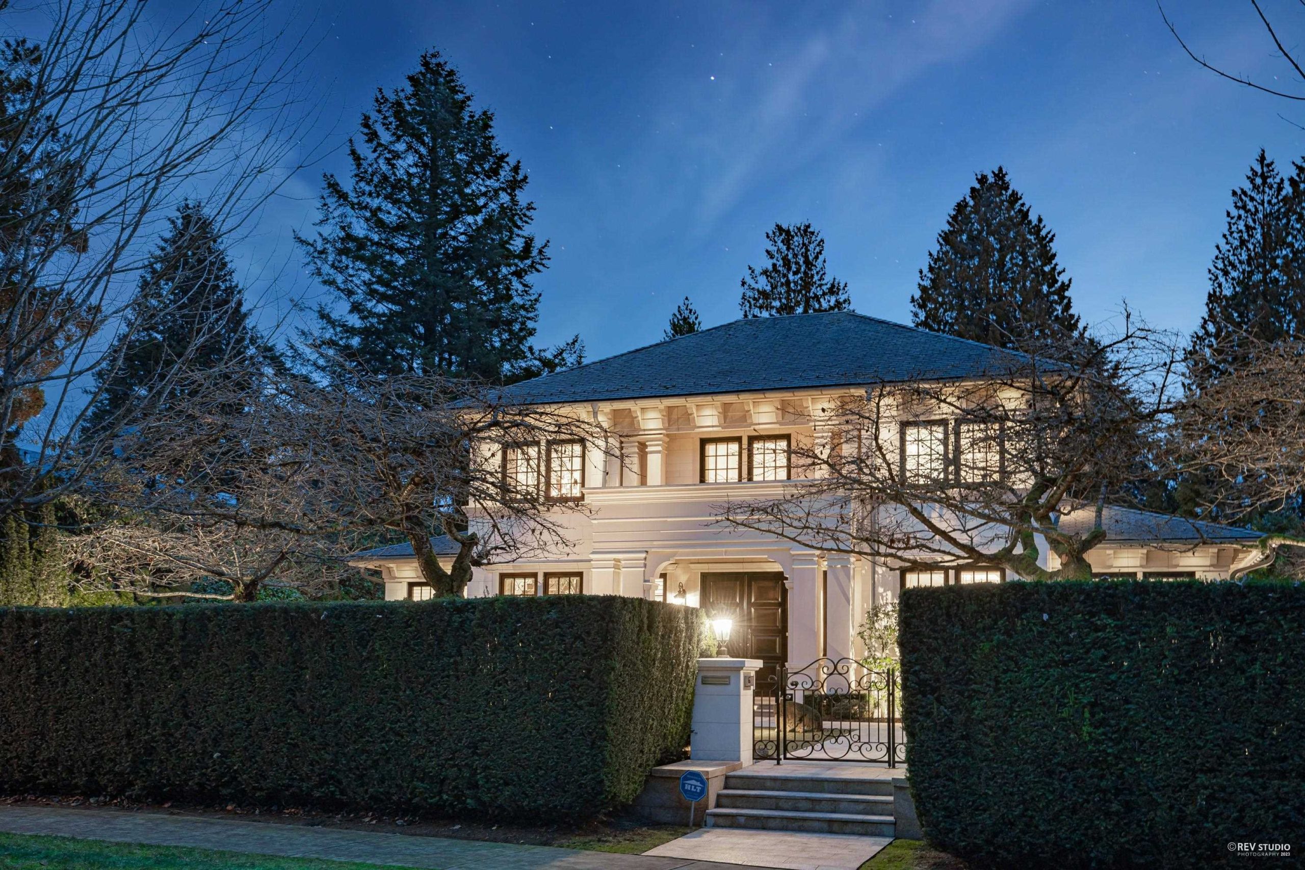 1626 AVONDALE AVENUE, VANCOUVER 4