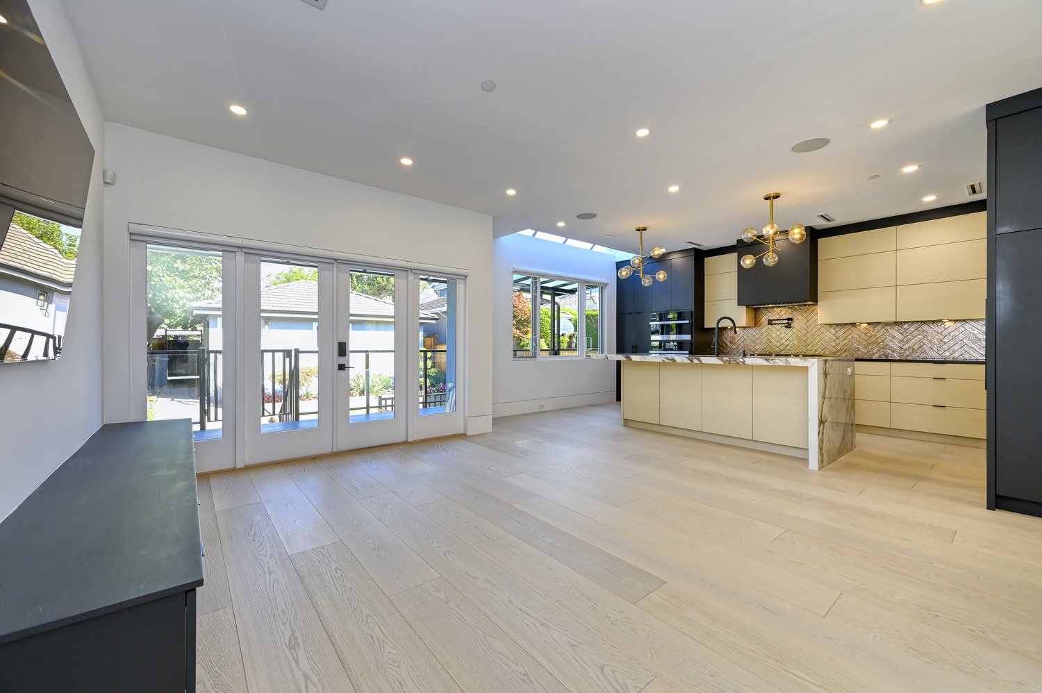 1955 W 42ND AVENUE, Vancouver 14