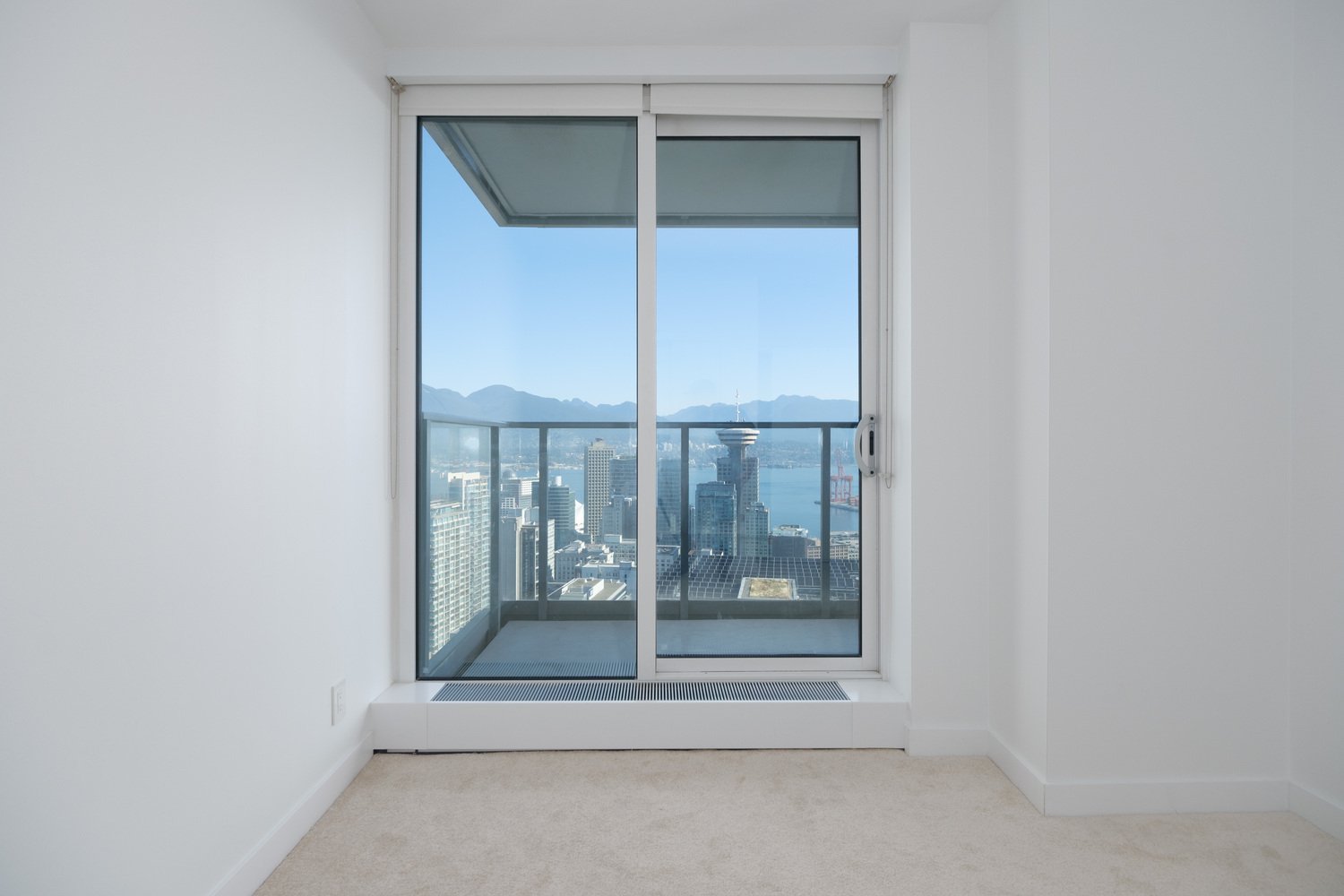 4506 777 Richards Street, Vancouver, V6B 0M6 9