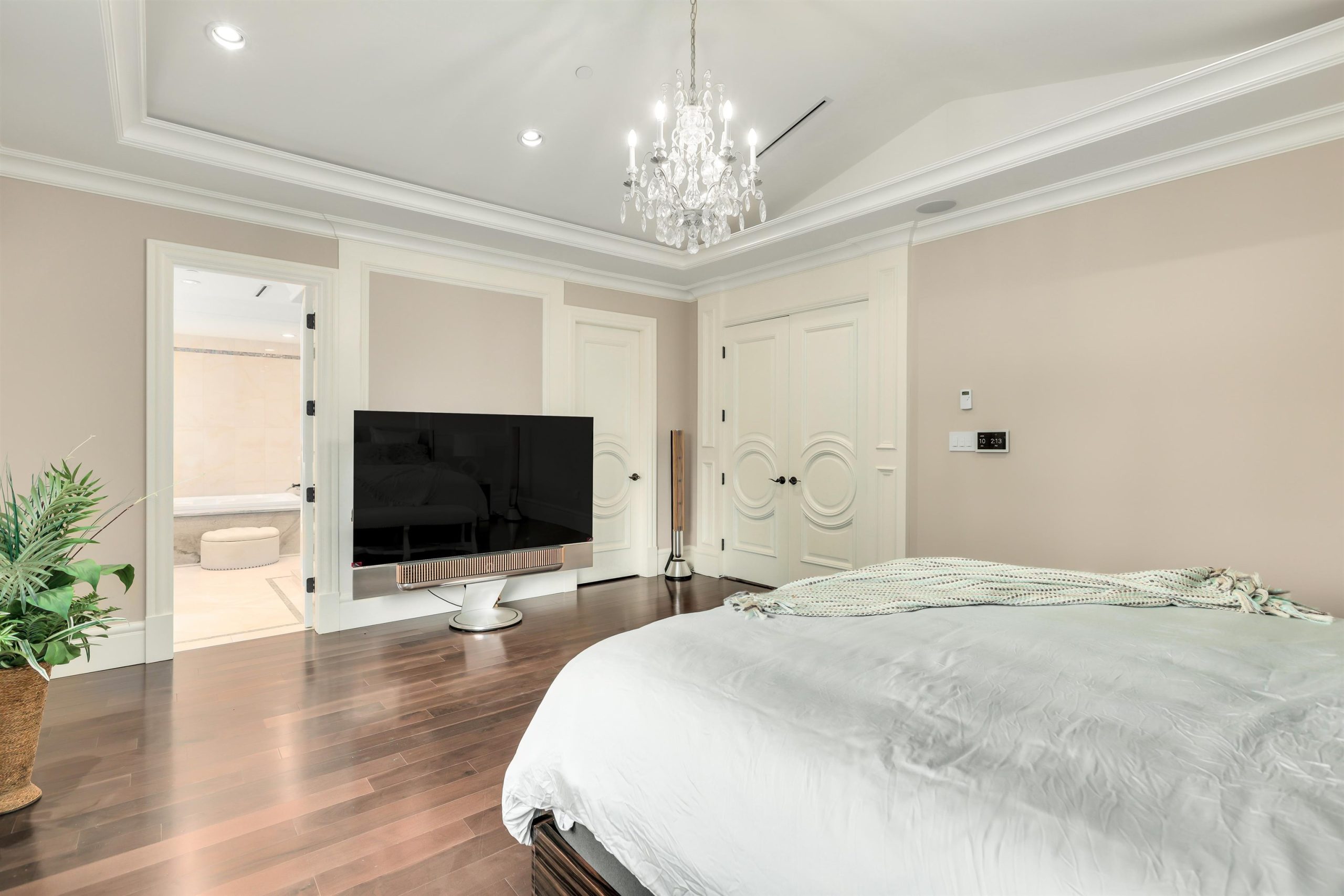 1335 W 26TH AVENUE, Vancouver 13