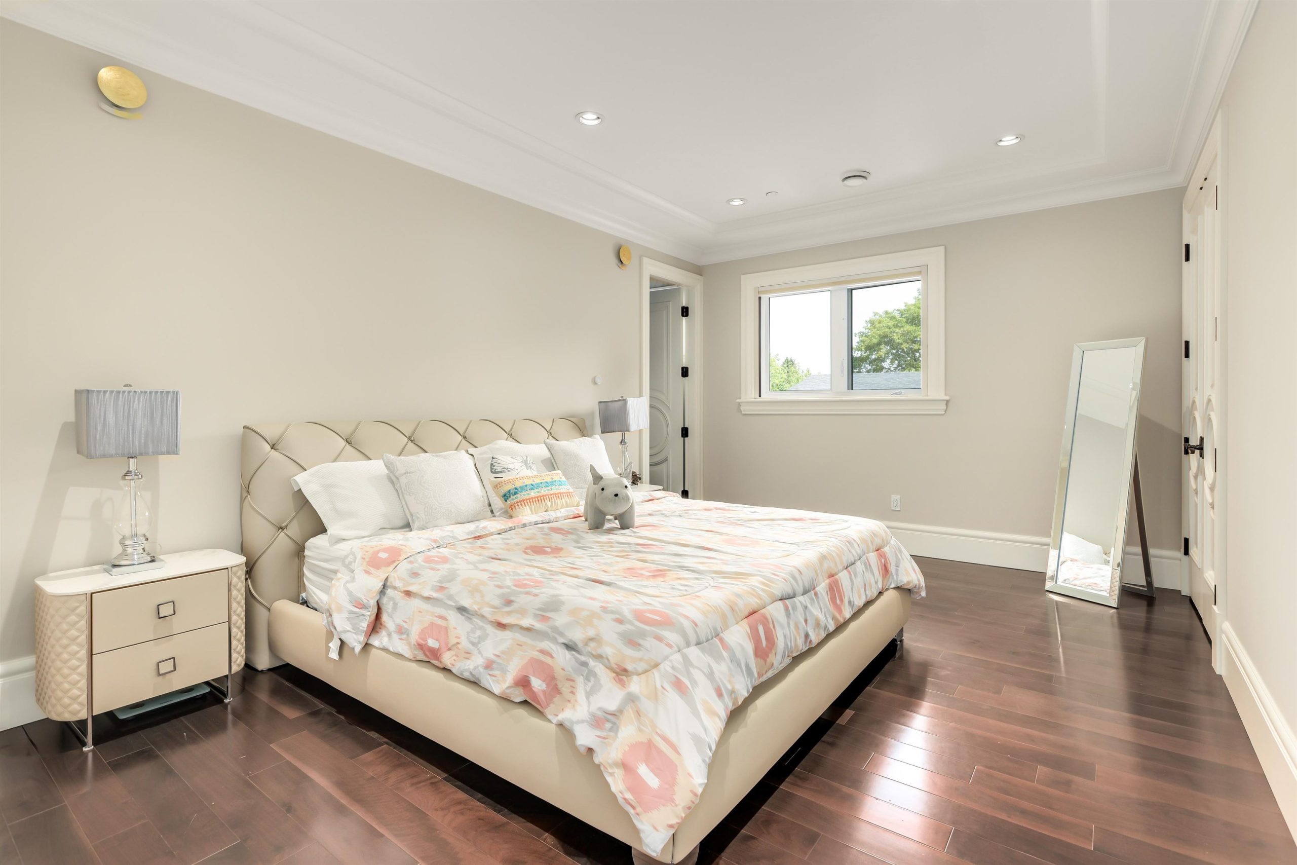 1335 W 26TH AVENUE, Vancouver 16