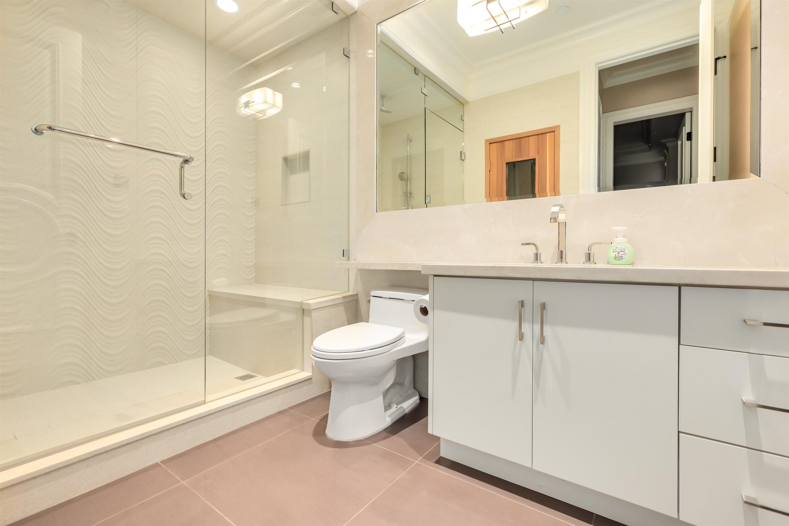 1335 W 26TH AVENUE, Vancouver 25
