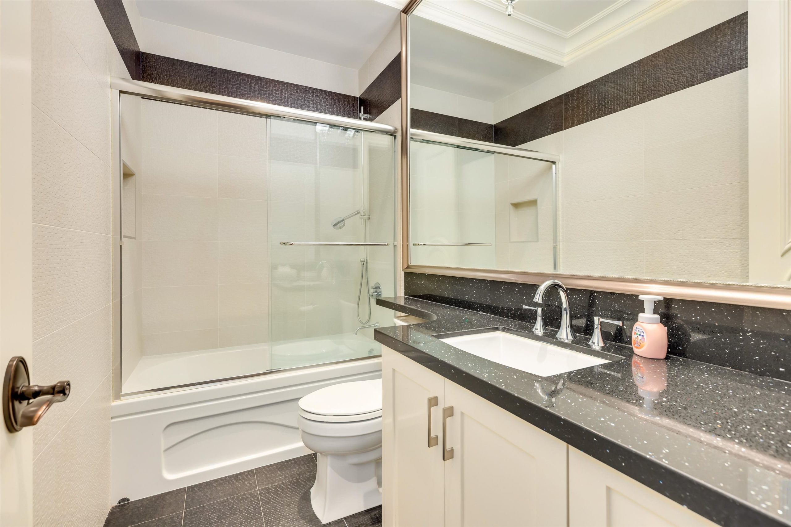 1335 W 26TH AVENUE, Vancouver 29