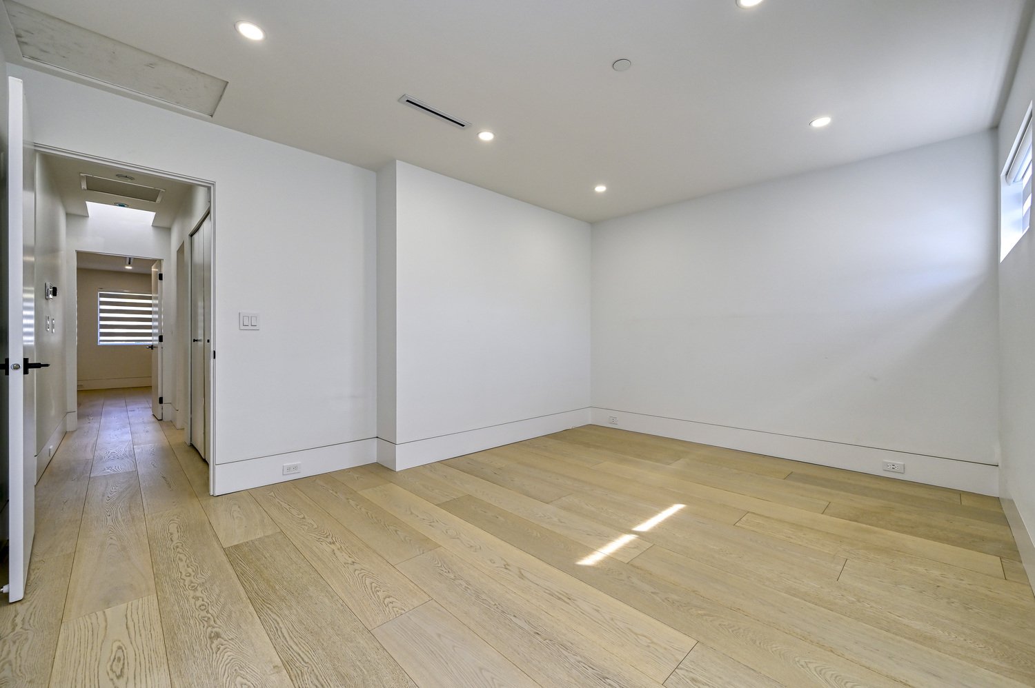 1955 W 42ND AVENUE, Vancouver 27