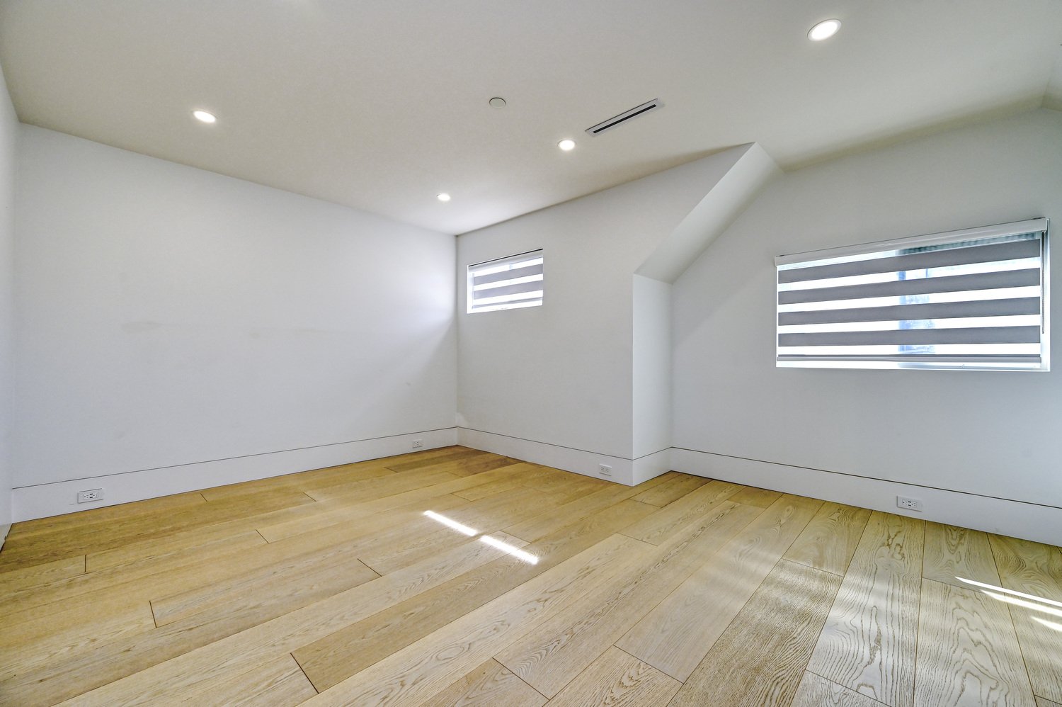 1955 W 42ND AVENUE, Vancouver 28