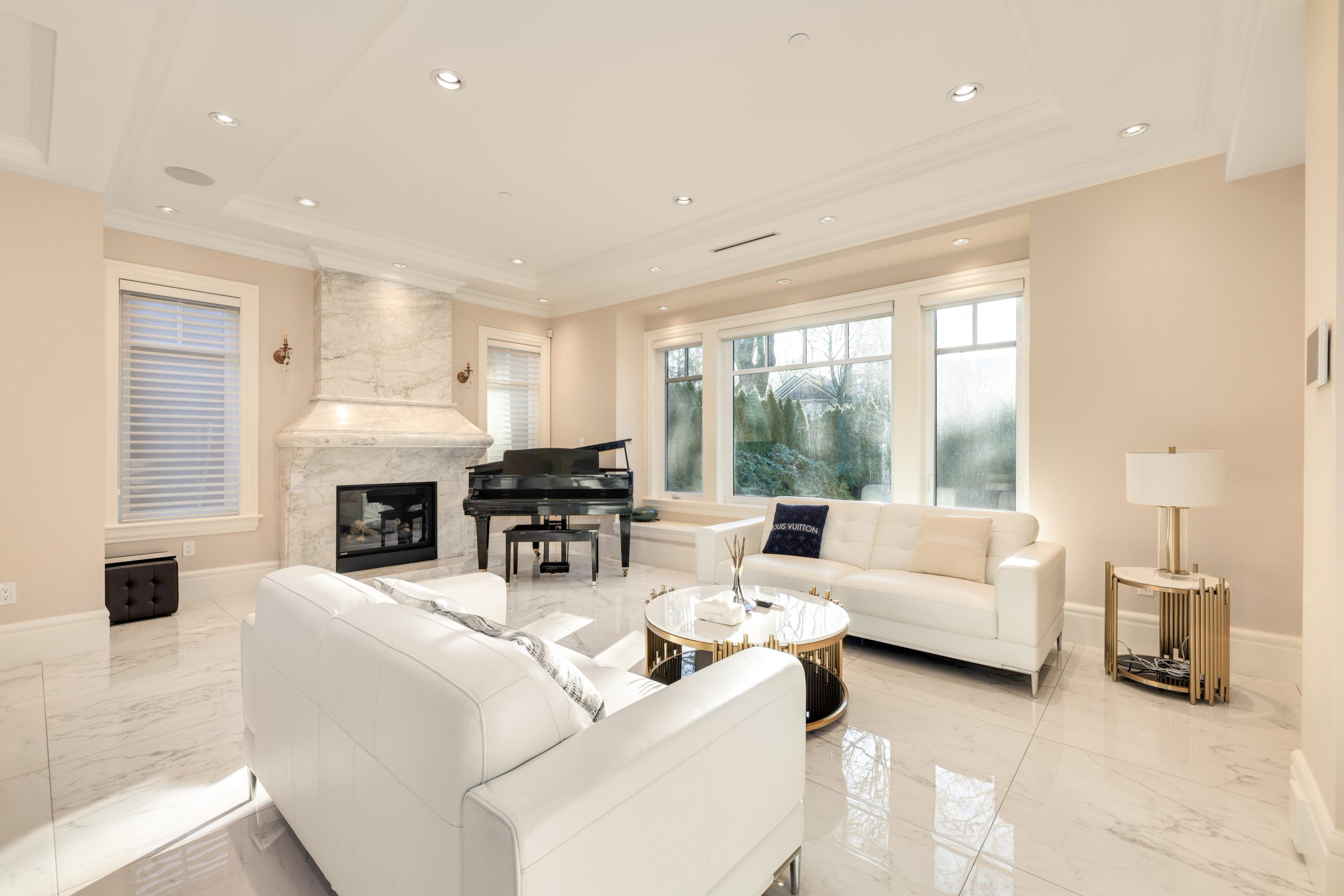 1335 W 26TH AVENUE, Vancouver 2