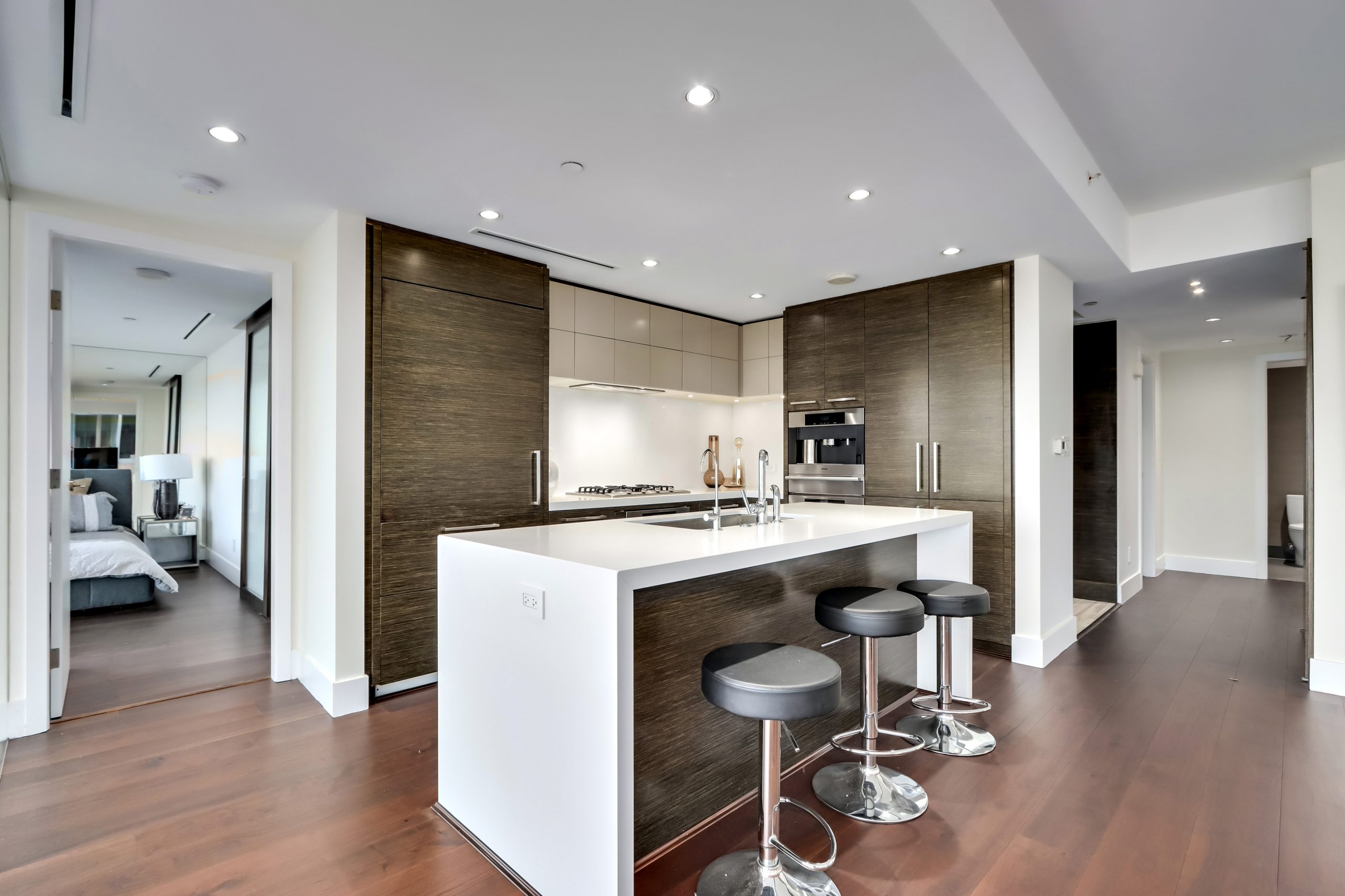 2502 667 Howe Street, Vancouver 6