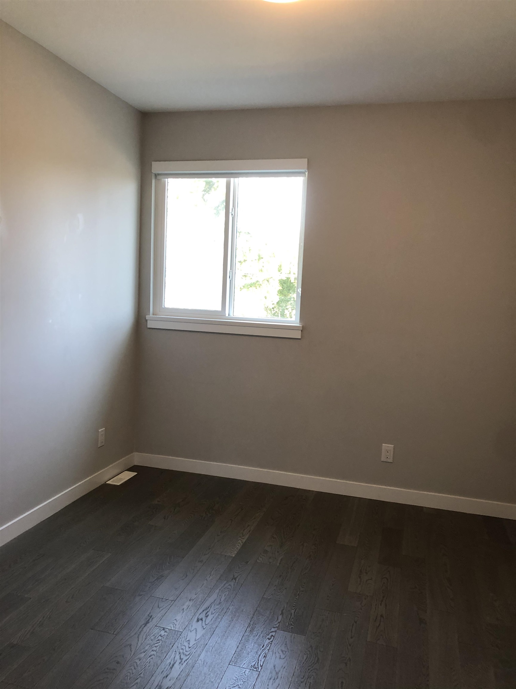 15 7180 LECHOW STREET, Richmond 9