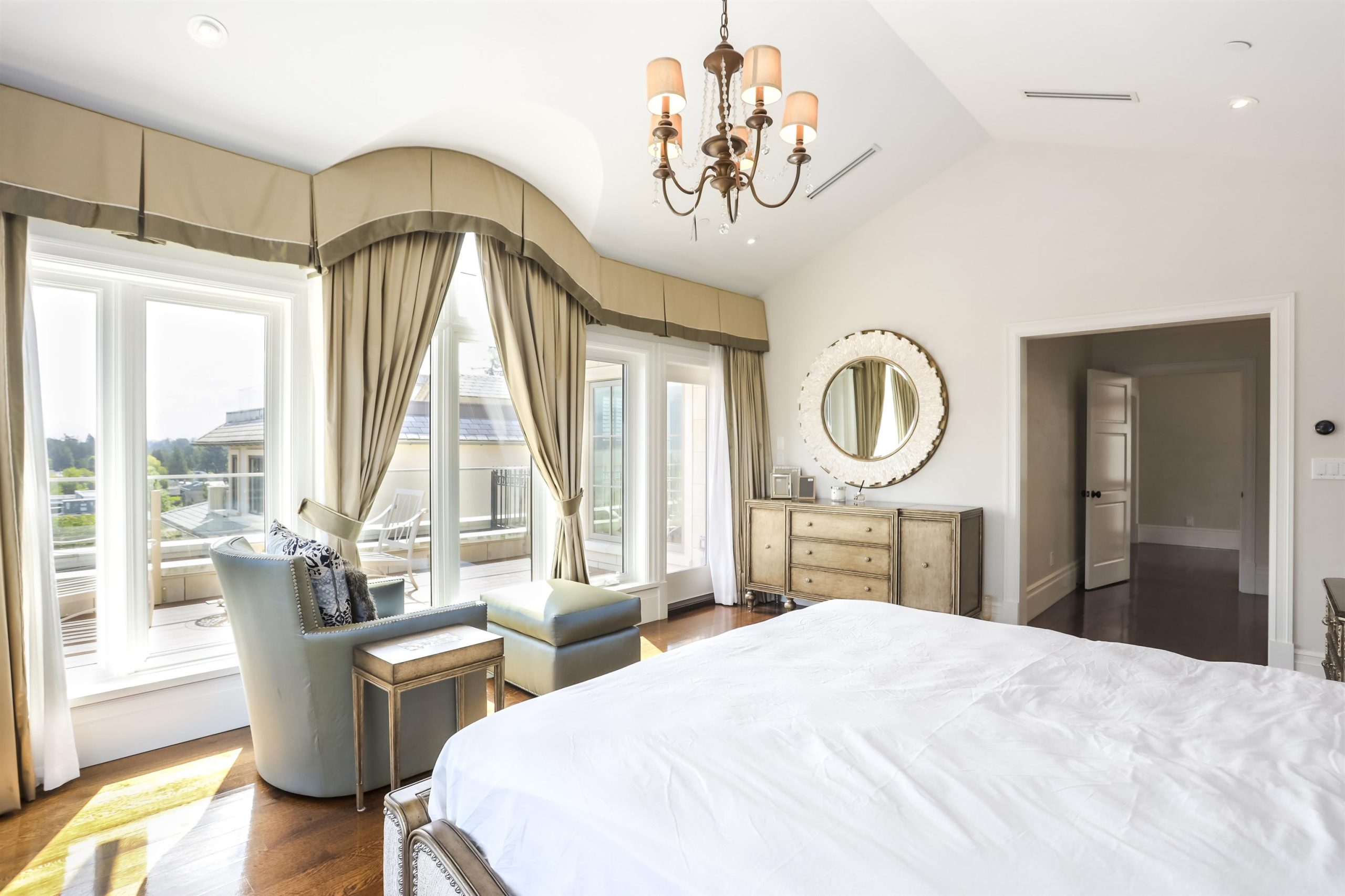 4651 Simpson Avenue, Vancouver 14