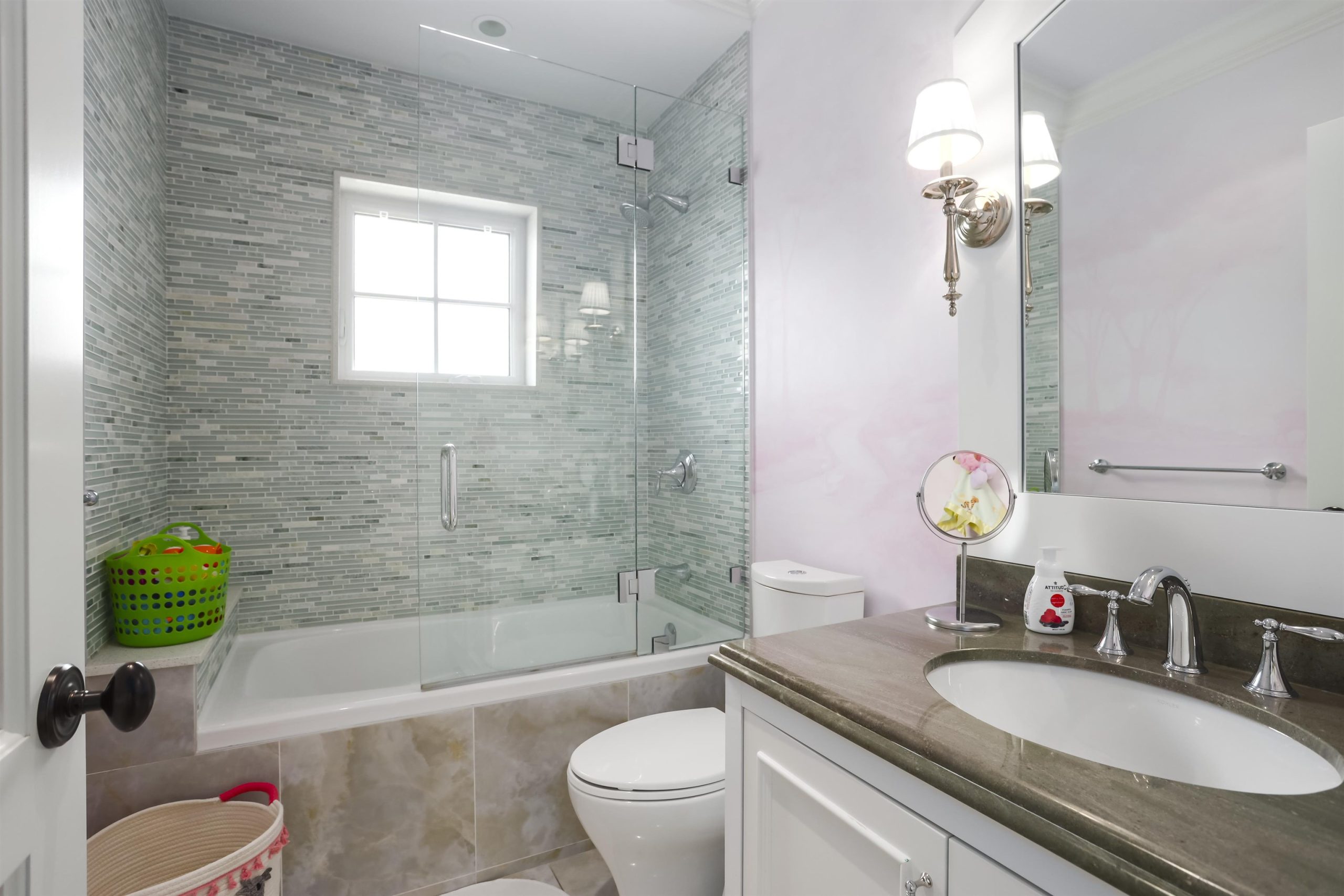 4651 Simpson Avenue, Vancouver 21