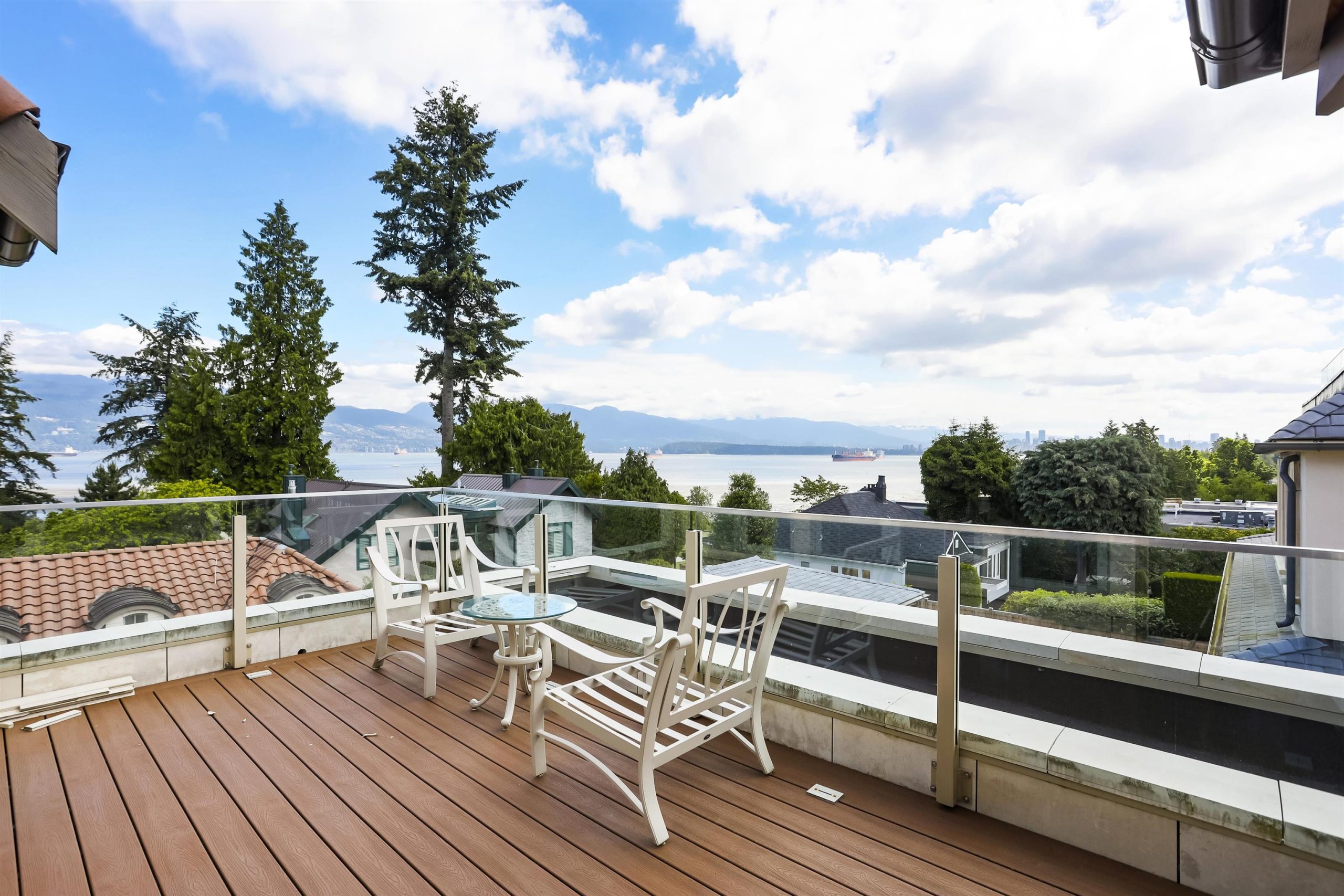 4651 Simpson Avenue, Vancouver 29