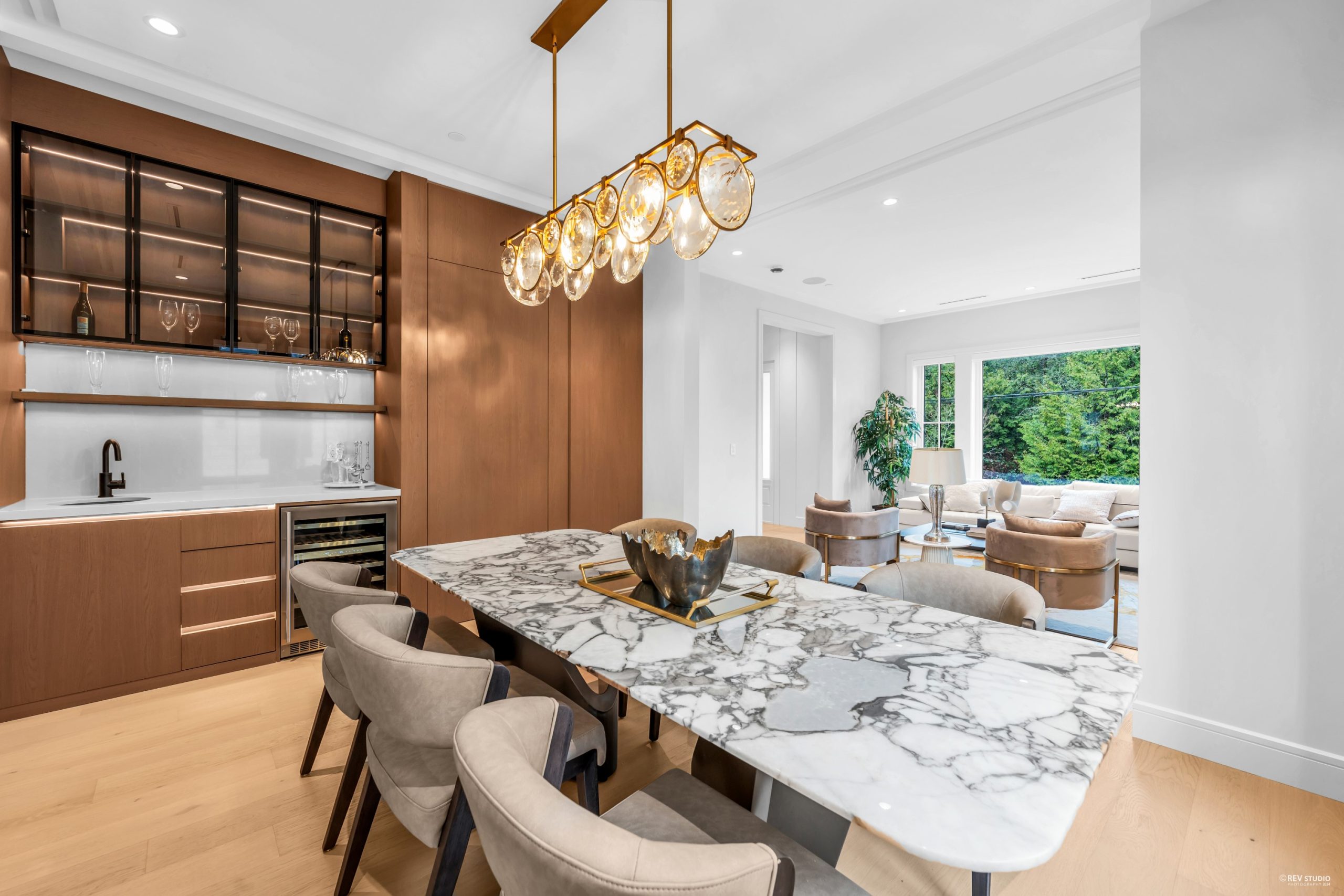 3852 W 50TH AVENUE, VANCOUVER 6