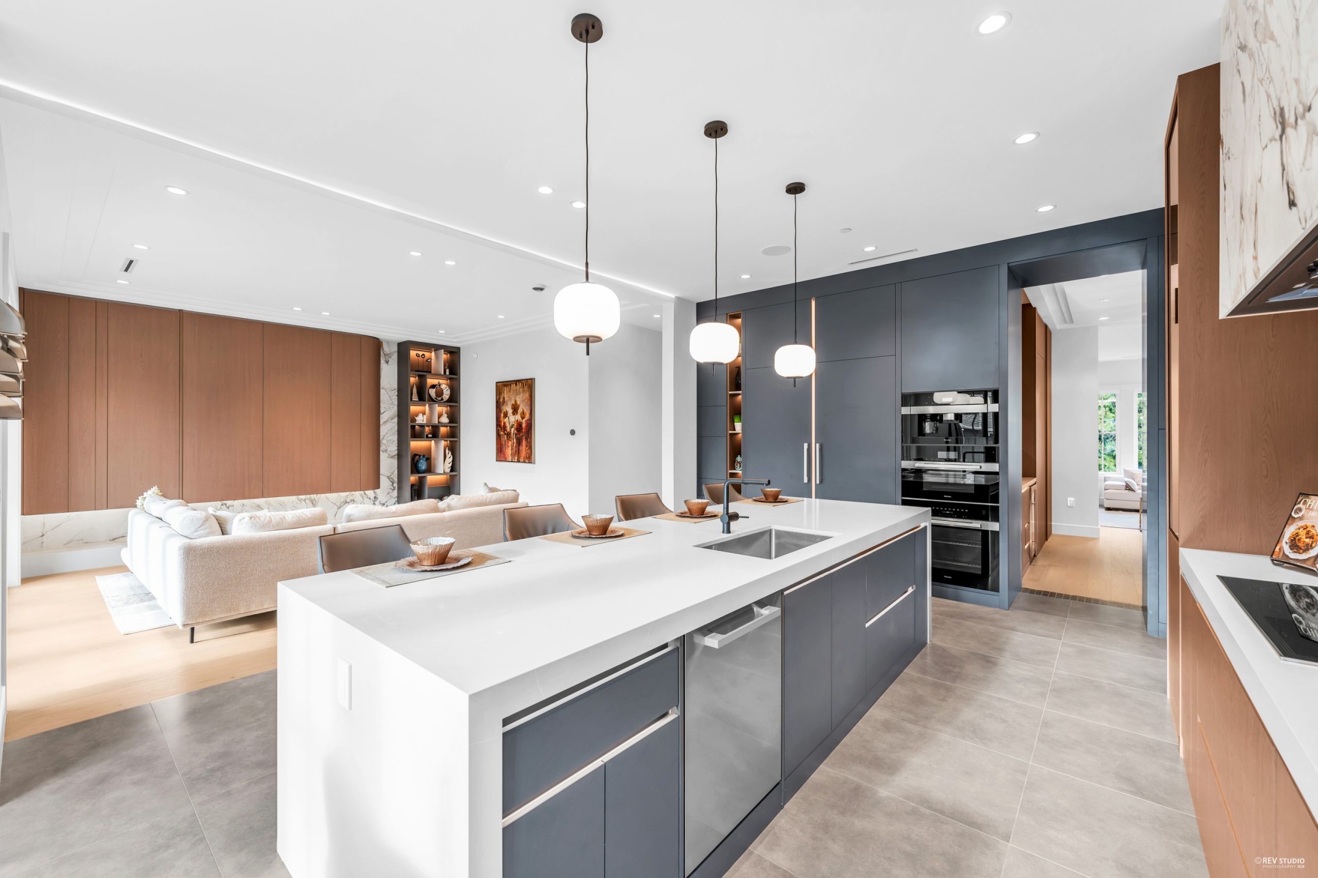 3852 W 50TH AVENUE, VANCOUVER 12