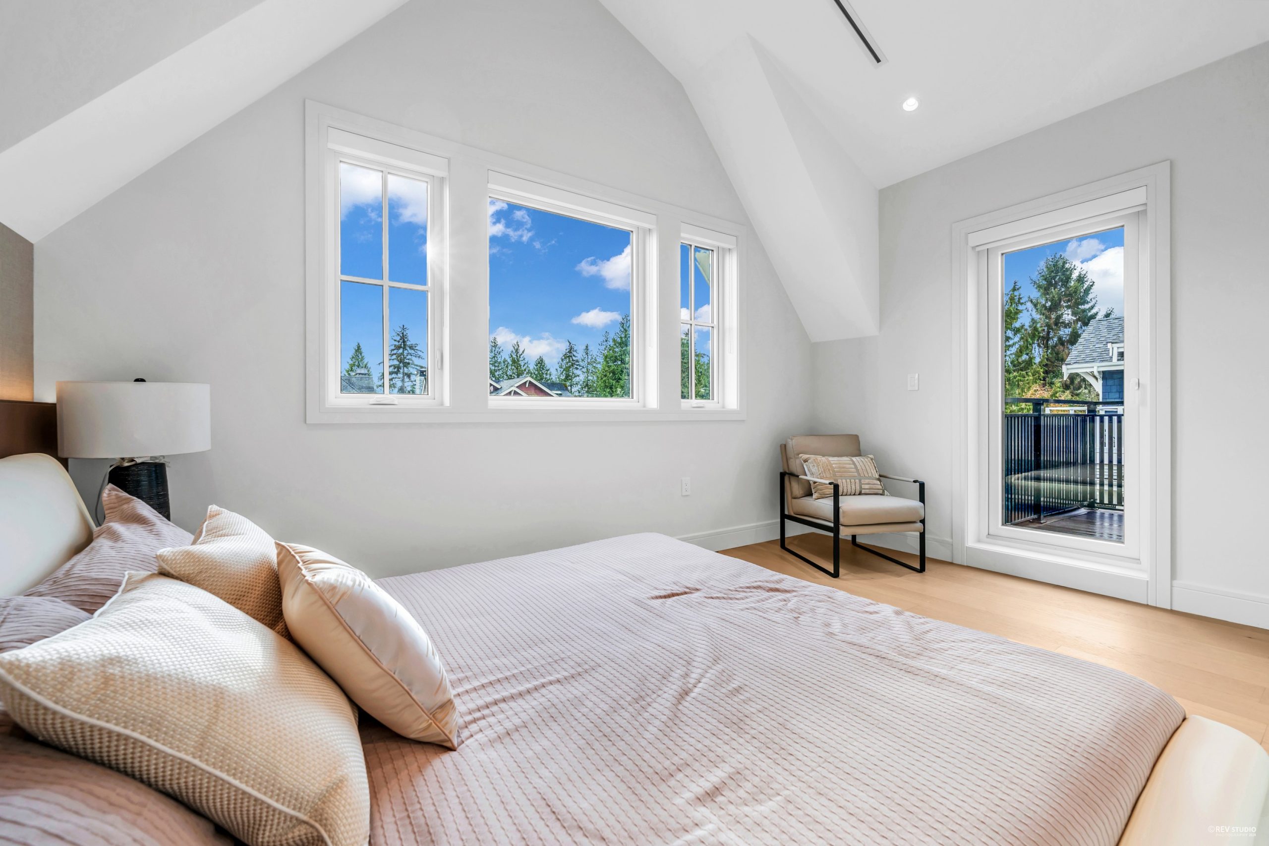 3852 W 50TH AVENUE, VANCOUVER 22