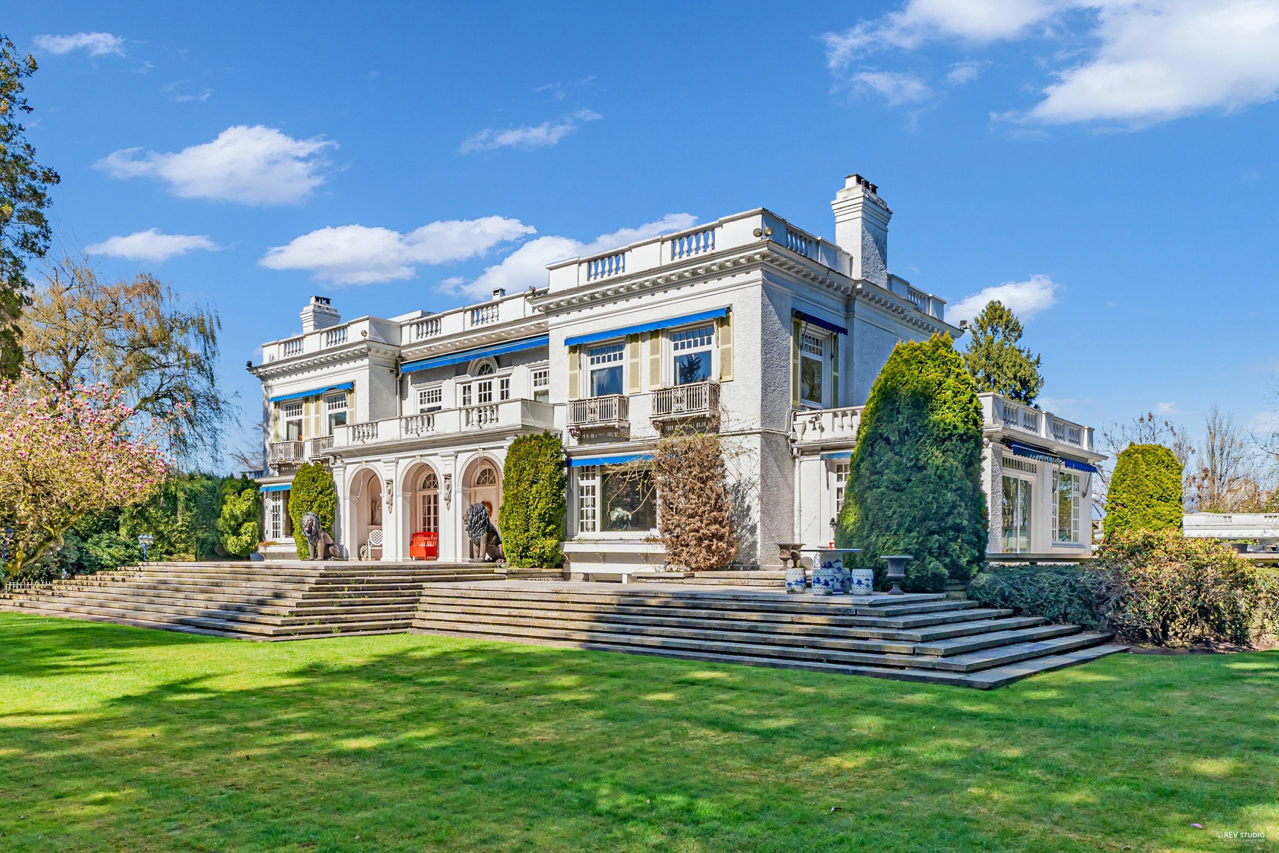 3380 THE CRESCENT, VANCOUVER 19
