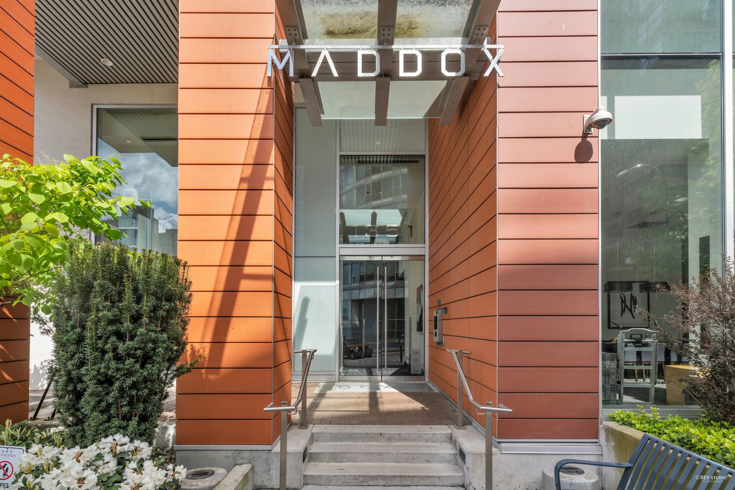 3005 1351 CONTINENTAL STREET 3