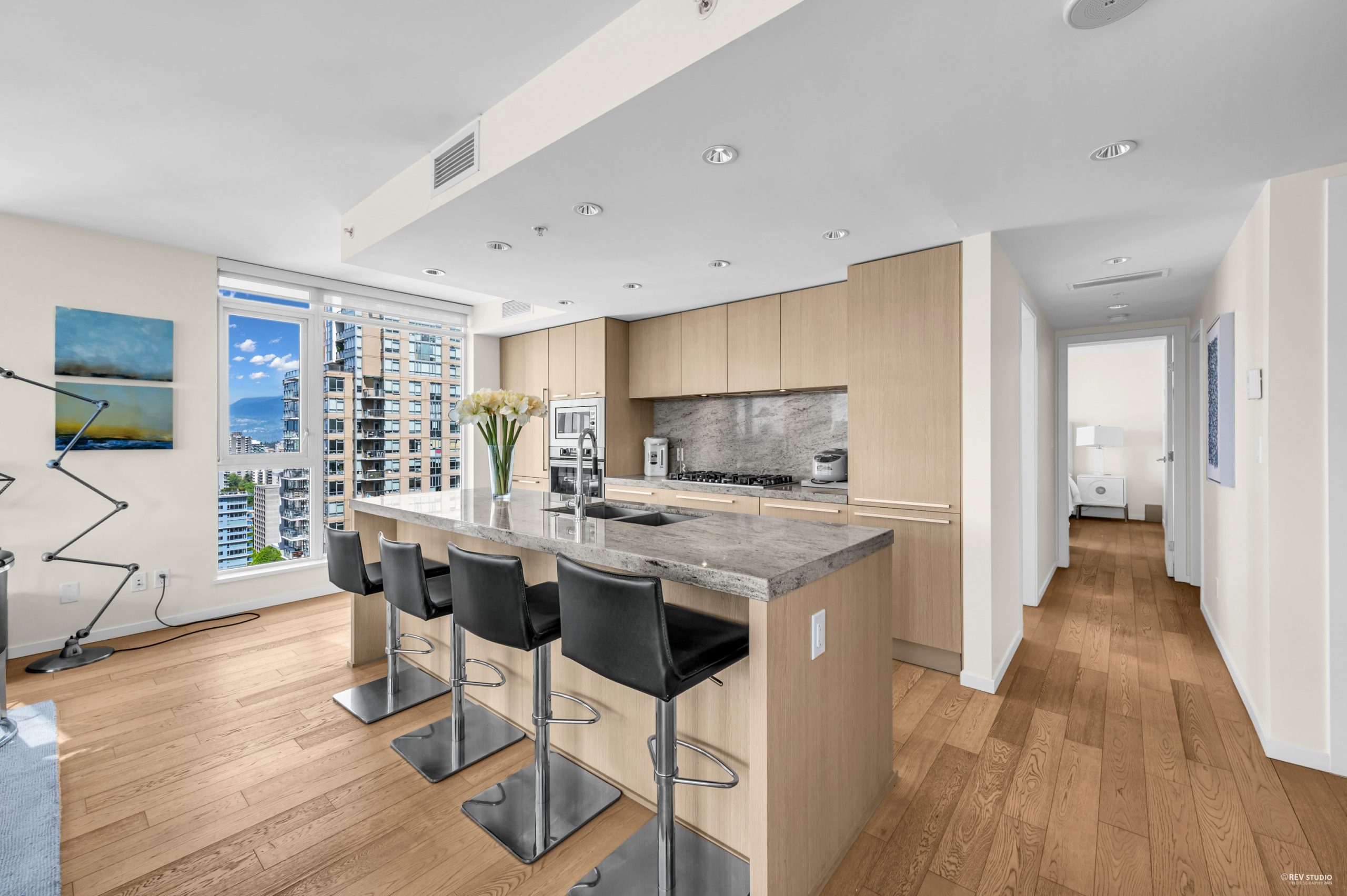 3005 1351 CONTINENTAL STREET 8