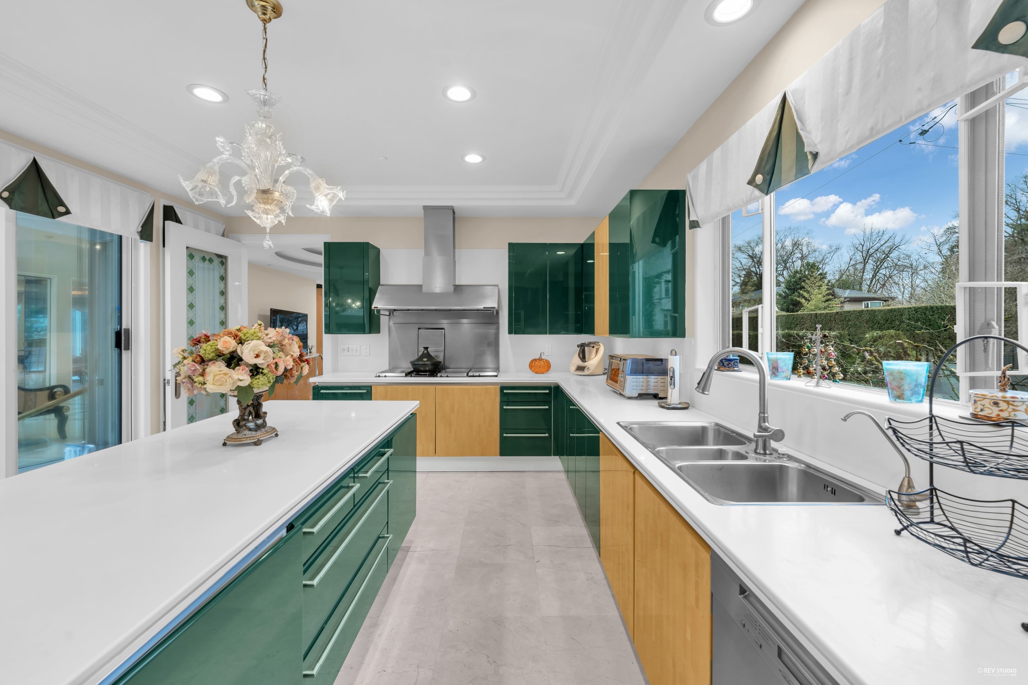 6566 CHURCHILL STREET, VANCOUVER 7