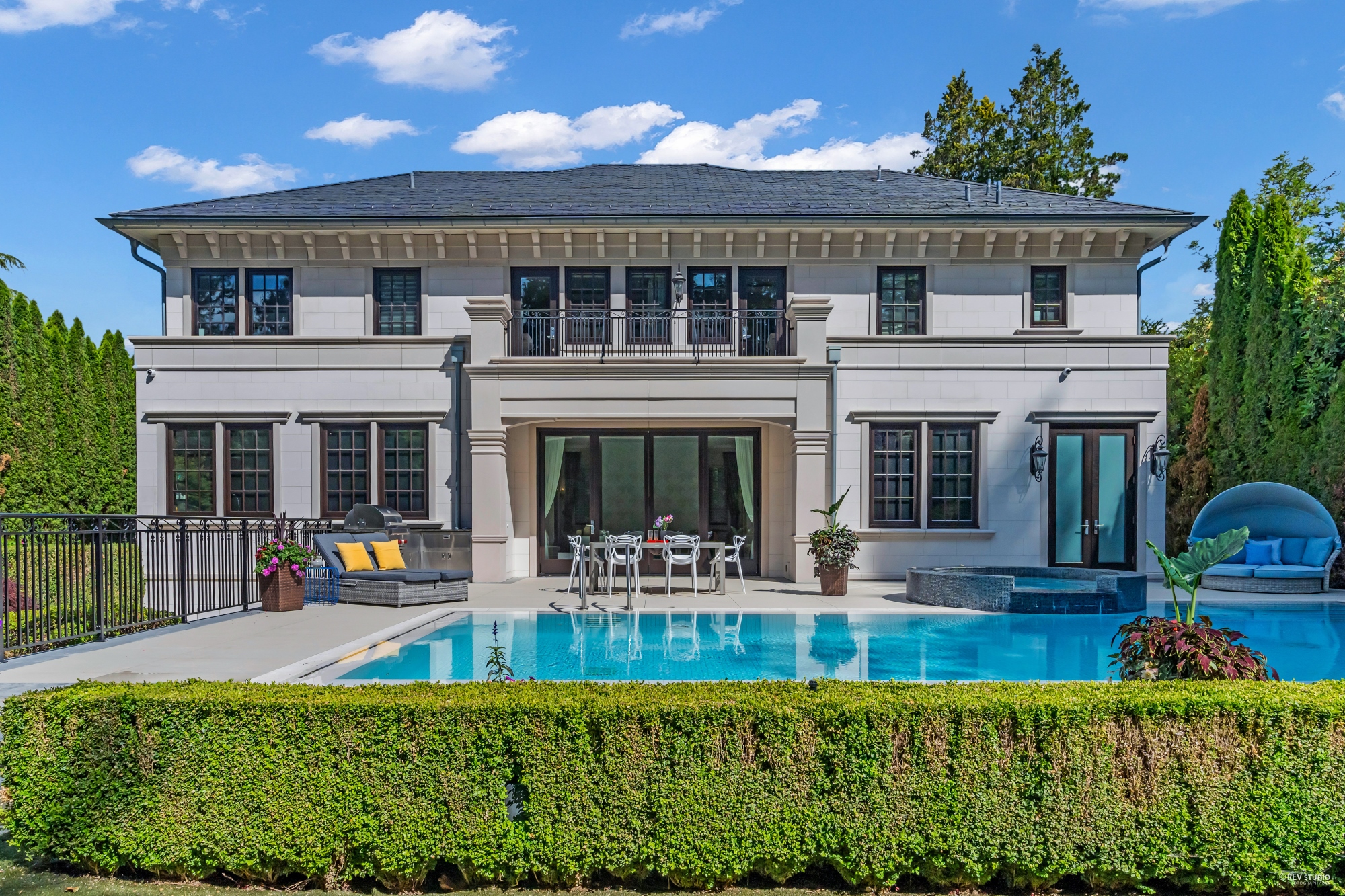 1630 AVONDALE AVENUE, VANCOUVER 3